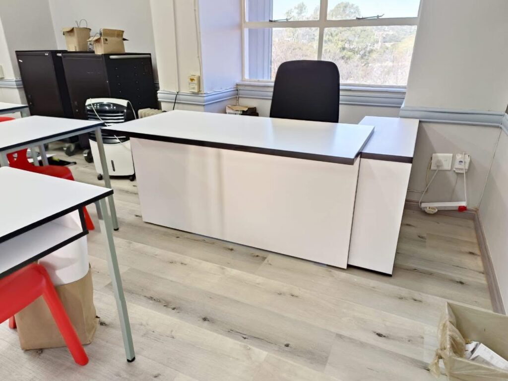 hpl table top